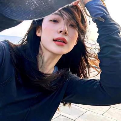 我才不信你是个王子呢